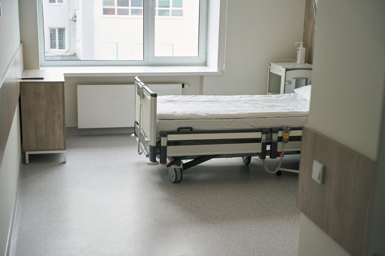 Sinuciderea ASISTATĂ medical, reglementată în această regiune din străinătate pe care tot mai mulți români o vizitează
