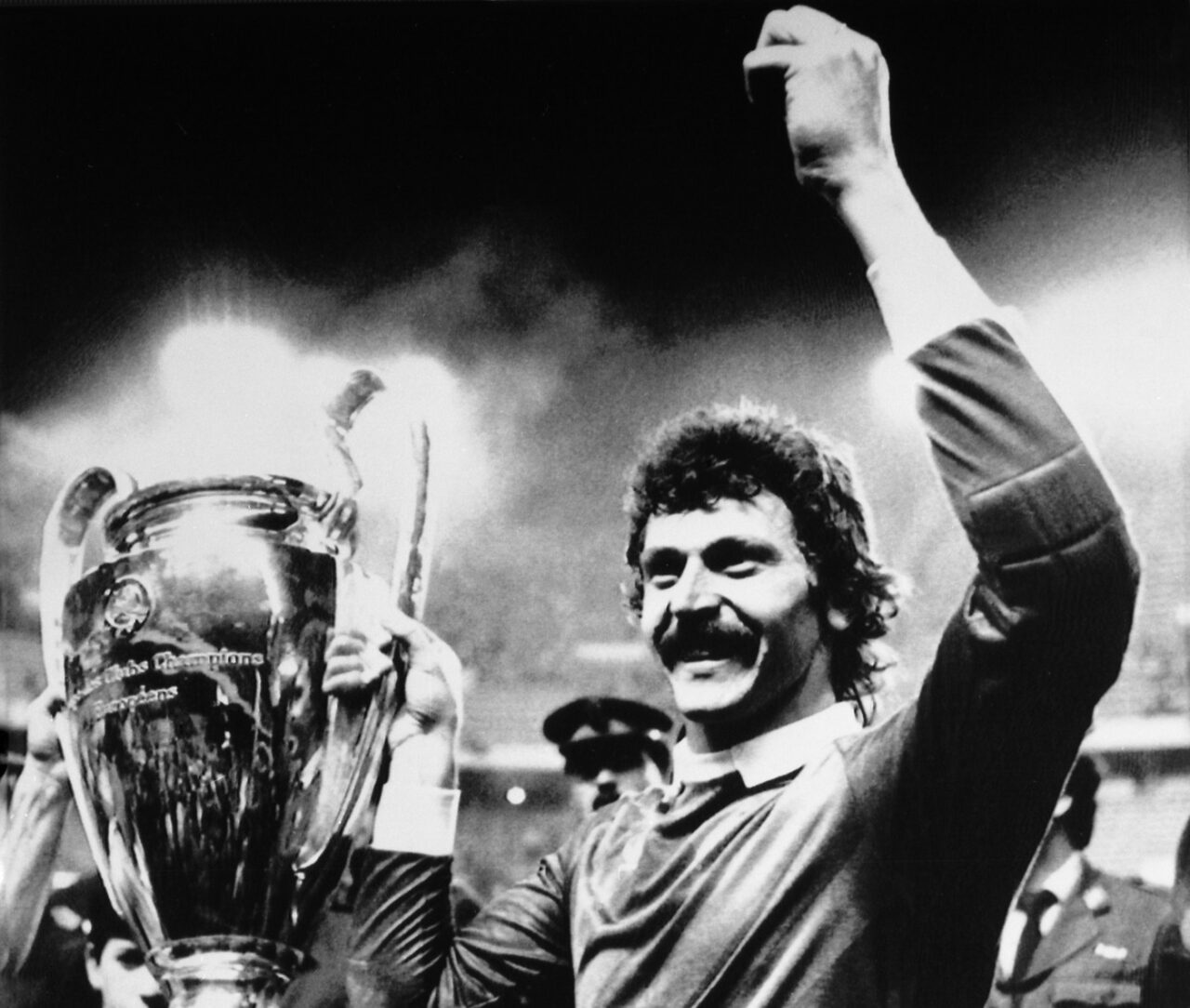 Echipele Steaua și Barcelona din finala Cupei Campionilor ’86 au câte 3 jucători DECEDAȚI, inclusiv portarii. Goalkeeperul Urruti a murit la 49 de ani
