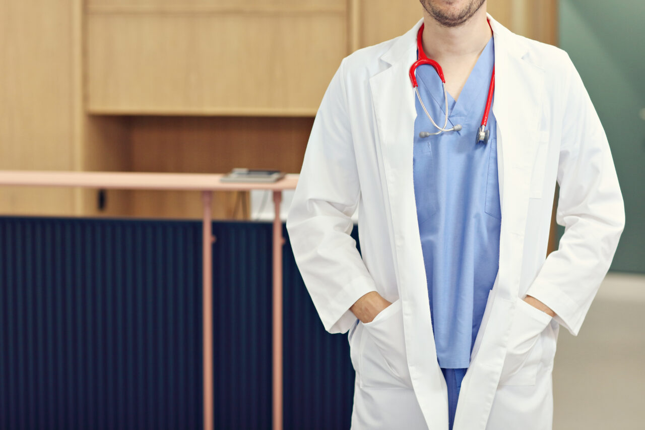 Master în Toxicologie, o nouă specializare la UMF Timișoara! Se vor forma specialiști în gestionarea cazurilor generate de consumul de droguri