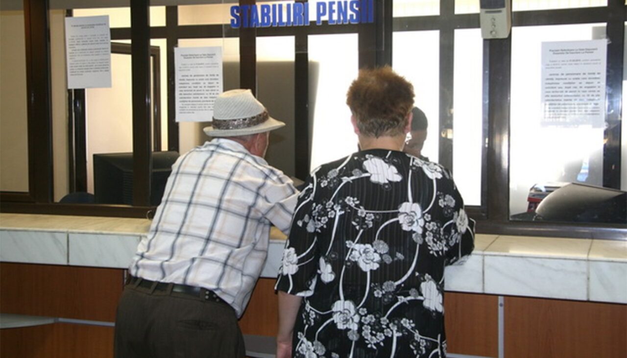 Pensii mai mari cu 890 de lei pentru acești pensionari din România, începând cu 1 ianuarie 2025
