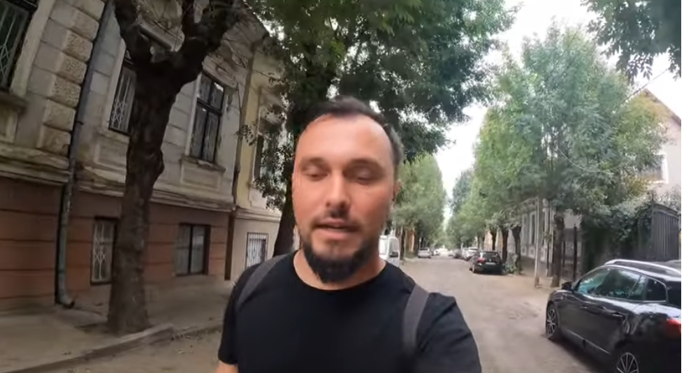 Un vlogger roman a aflat prețul mâncării în Ucraina: „E derizoriu de ieftin. Parcă ne pare rău că am luat doar două nopți”