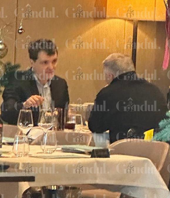 Nicușor Dan și Adrian Zuckerman (aflat cu spatele) au discutat aproape două ore în restaurantul de lux de la marginea Capitalei