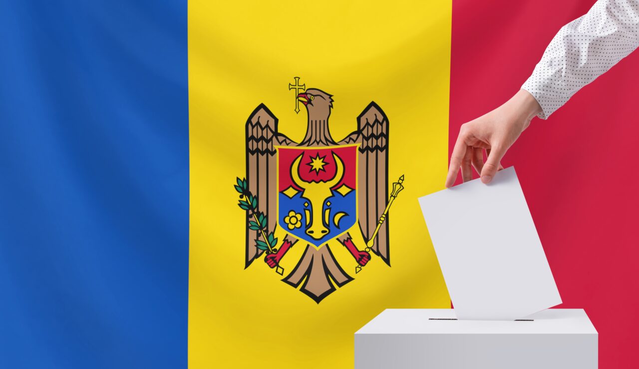 Se deschid secțiile de votare pentru alegerile prezidențiale din Republica Moldova – TURUL II