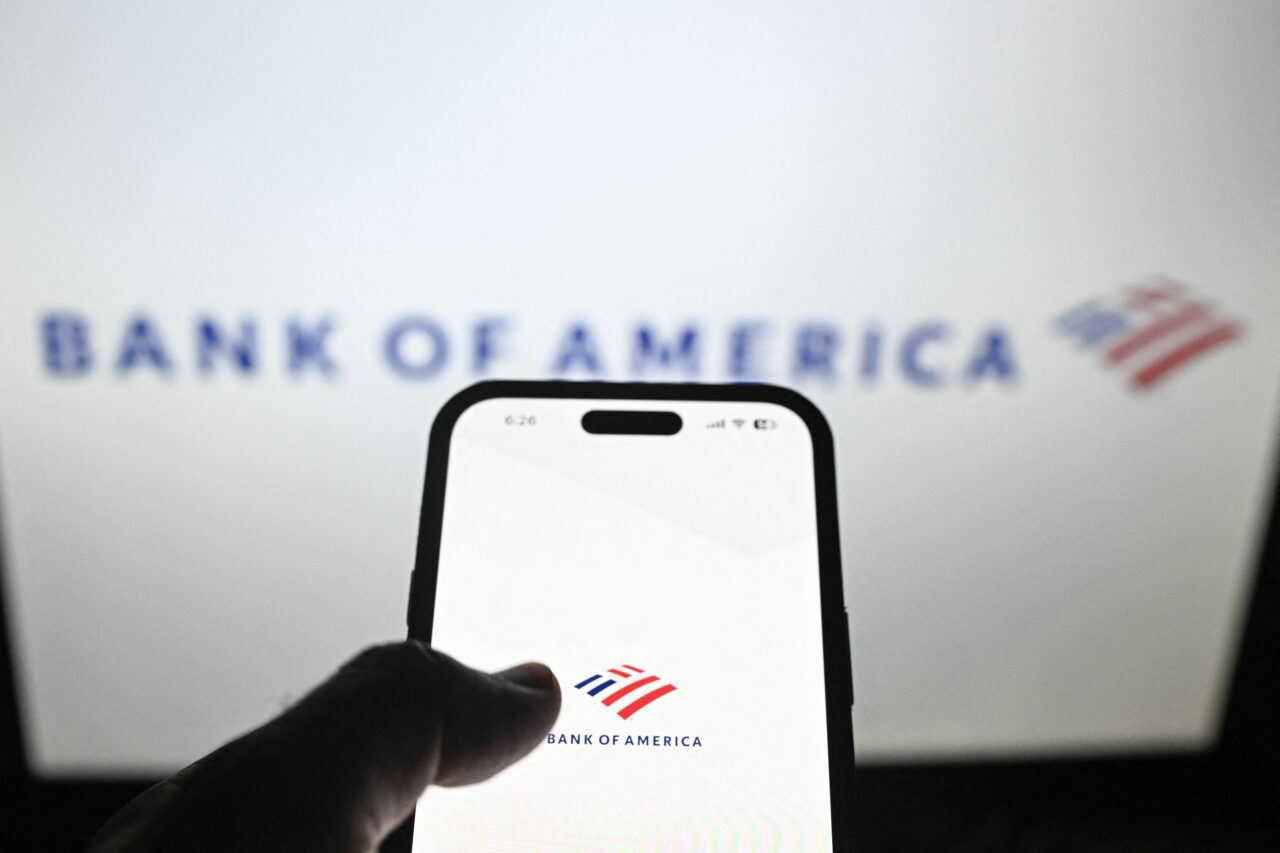 BCM acuză Bank of America de PROBLEME în politica privind combatarea spălării banilor