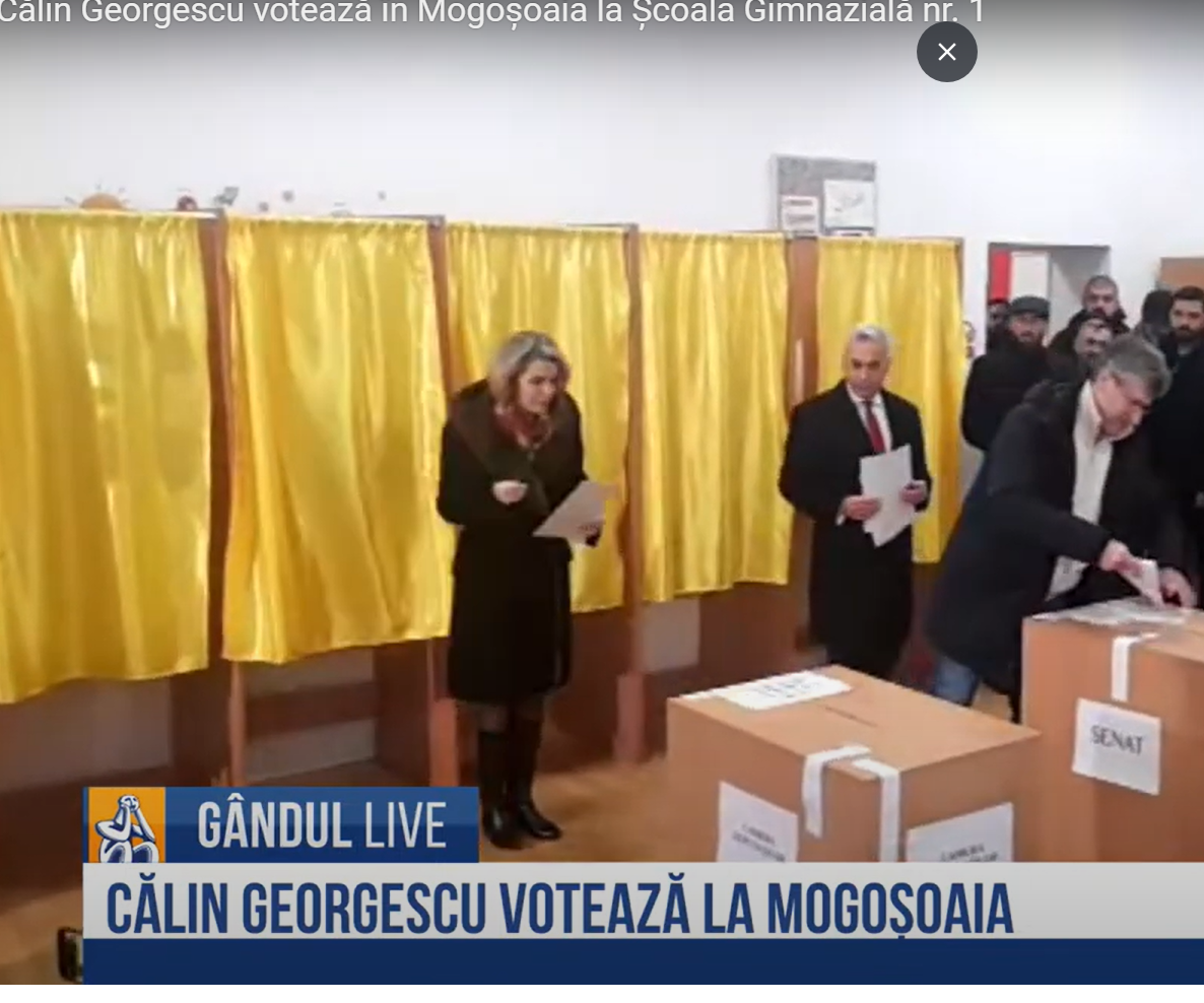 Cristela GEORGESCU, prezența discretă din umbra candidatului la prezidențiale/ Soția lui Călin GEORGESCU are studii în Economie și Finanțe