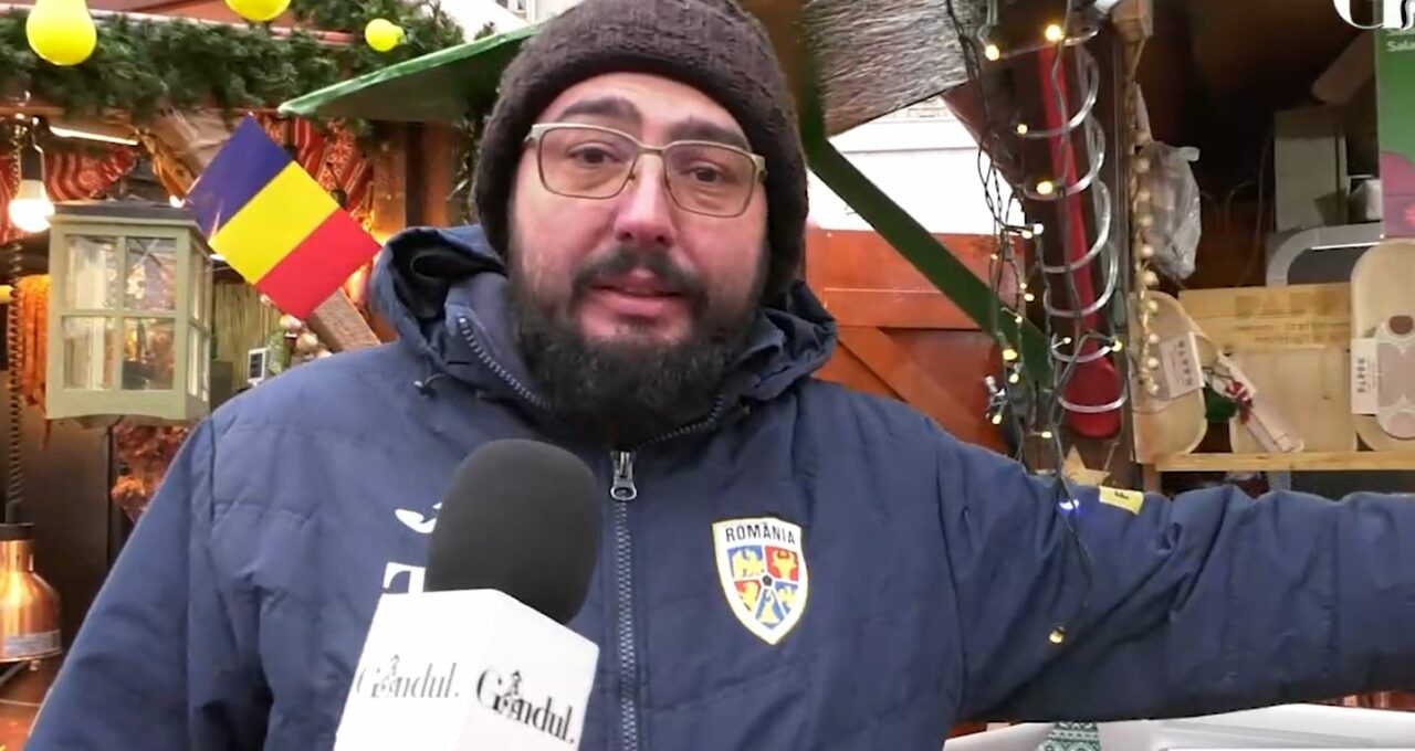 I-am „prins” pe „liderii” politici la Târgul de Crăciun. „Cârnat e Ciucă, sărmăluța noastră e doamna Lasconi, iar Orban e varză murată”