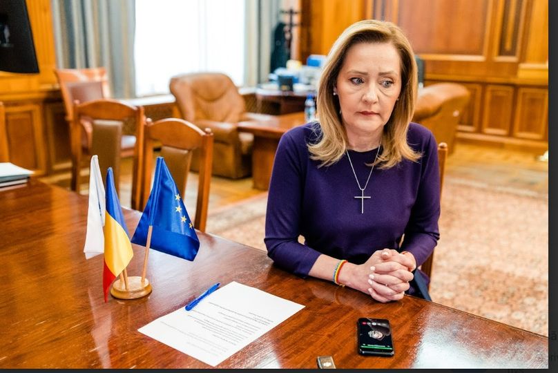 Elena Lasconi cheamă românii alături de EA/ „Nu voi lăsa România în ghearele lui PUTIN! Am nevoie de voi toți alături de mine!”
