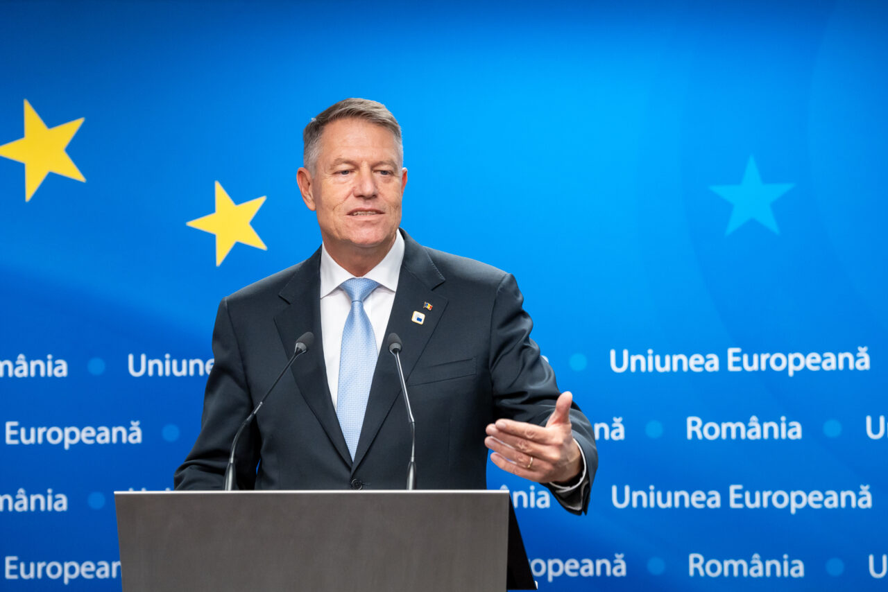 Iohannis despre PRELUNGIREA mandatului: Eu nici nu pot să plec. Cum pot să plec când Constituția îmi spune să stau?!