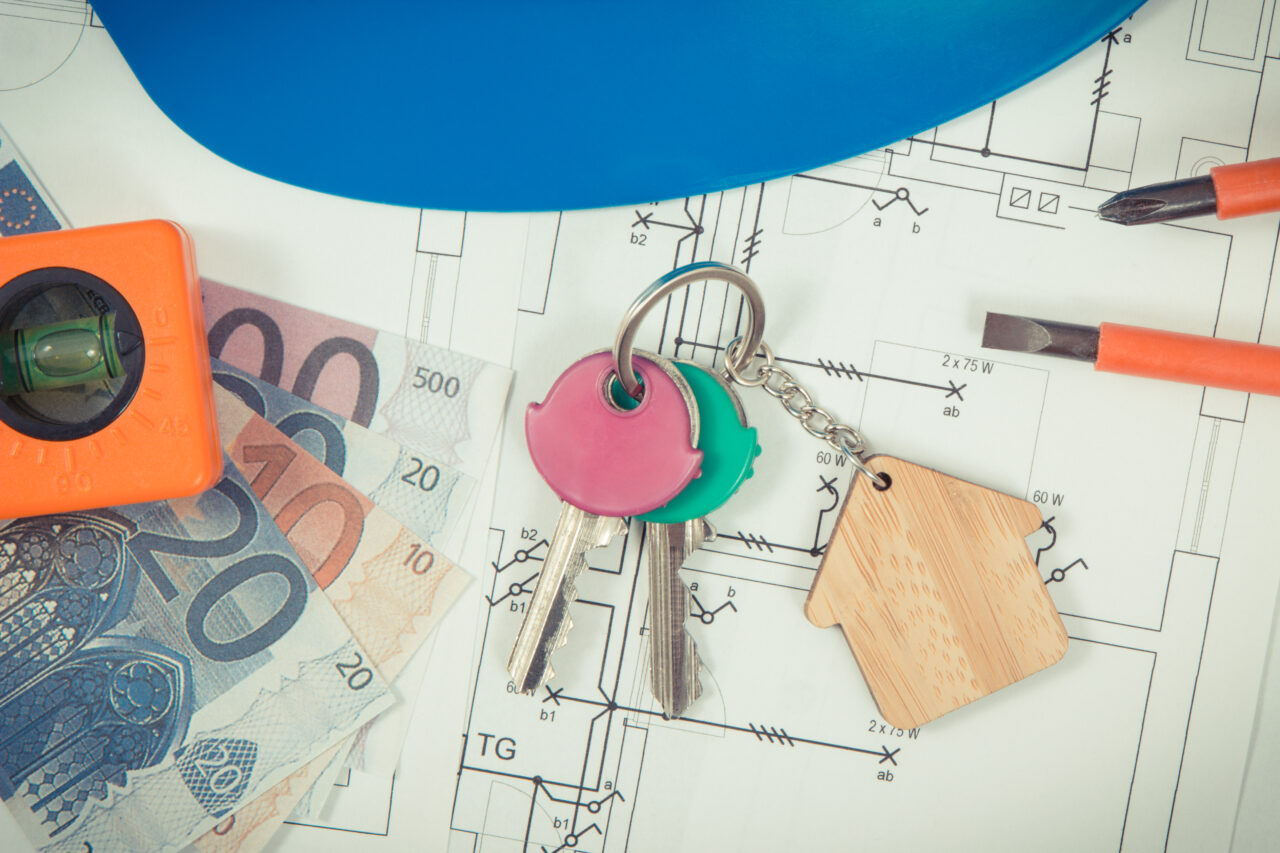 Scumpiri pe piața imobiliară din România și creșterea prețului metrului pătrat în București, Cluj și Brașov | sursa foto: Gandul Scumpiri pe piața imobiliară din România și creșterea prețului metrului pătrat în București, Cluj și Brașov | sursa foto: Gandul