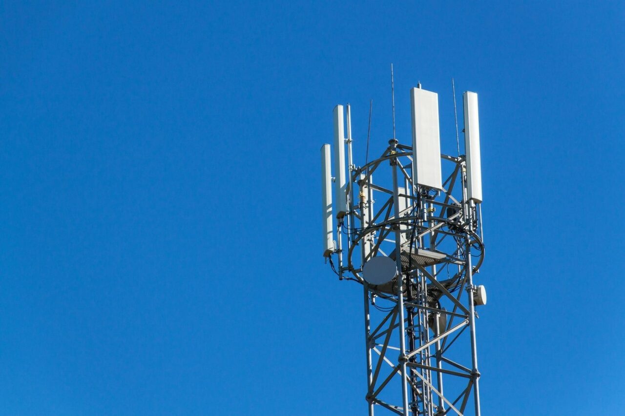 Balkan Insight: SERBIA importă echipamente destinate monitorizării masive a telecomunicațiilor