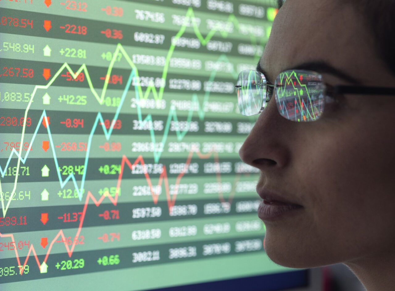 BLOOMBERG: Directorul UBS avertizează că piețele financiare riscă să fie perturbate de taxe vamale și crize politice