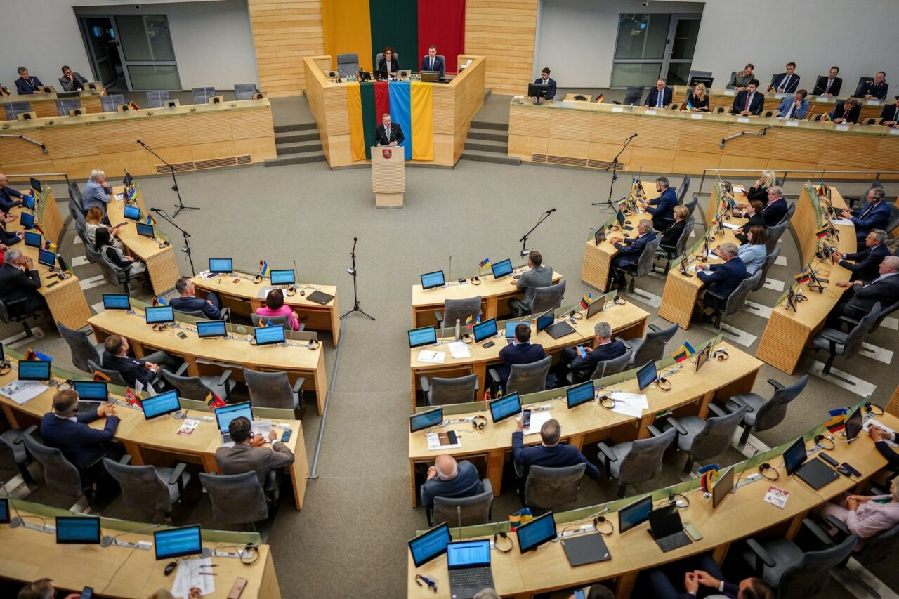 Membru al unui partid de opoziție din Lituania, arestat sub acuzația de SPIONAJ în favoarea Rusiei