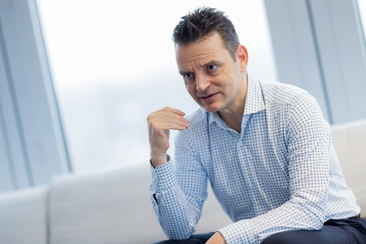 Președintele Eurelectric AVERTIZEAZĂ: Taxele prea mari din sectorul energetic afectează competitivitatea Europei