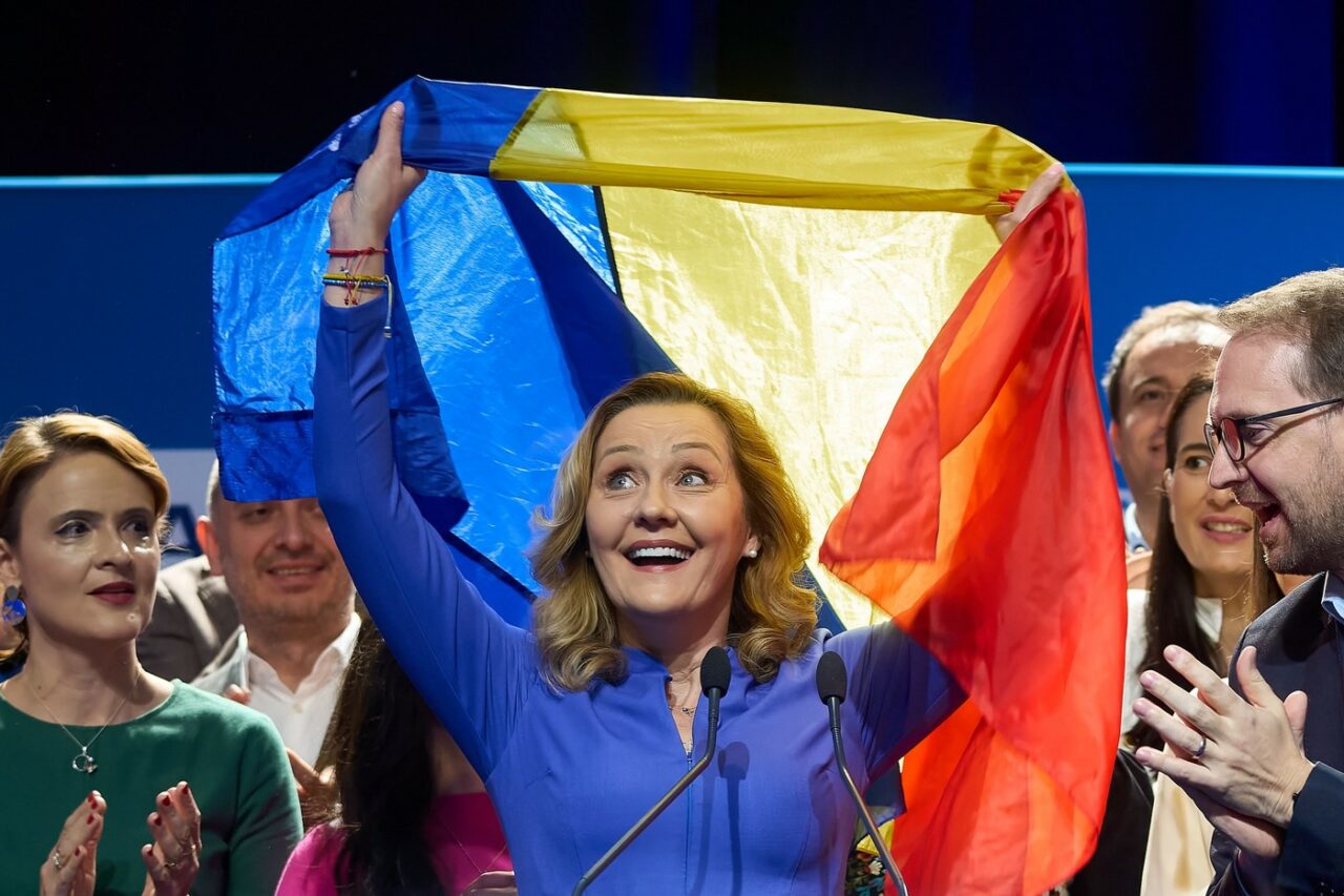 Lasconi, de Ziua Unirii Principatelor: Suntem mai DEZBINAȚI ca niciodată. Să-i prindem cu o ocaua mică pe toți cei care nu ne arată respectă