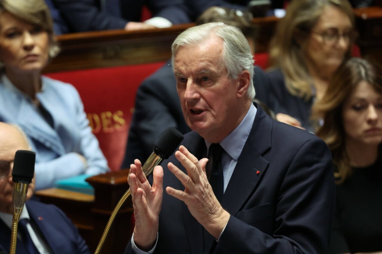 Bloomberg: CRIZA din Franța este pe cale să înceapă /Marine Le Pen și-a făcut calcule pentru înlăturarea lui Macron și propulsarea sa la putere