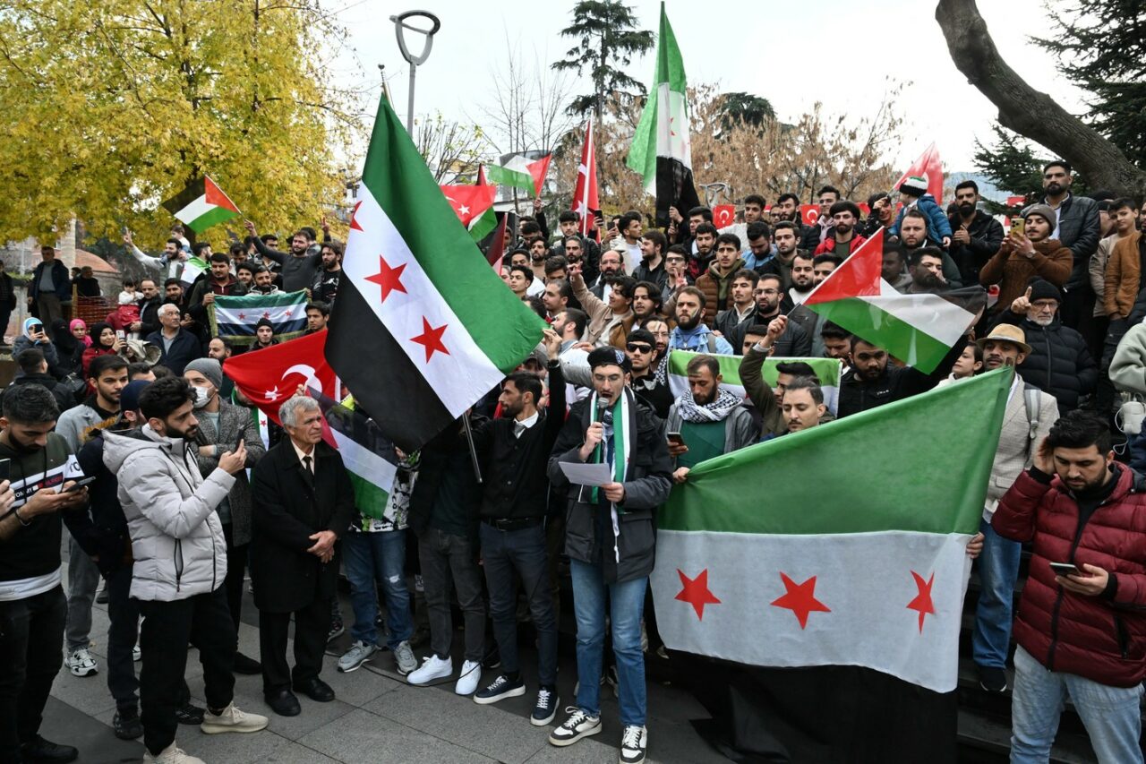 Rusia anunță că Bashar Al-Assad „a demisionat” și a părăsit SIRIA /Israelul și Libanul intensifică măsurile de apărare