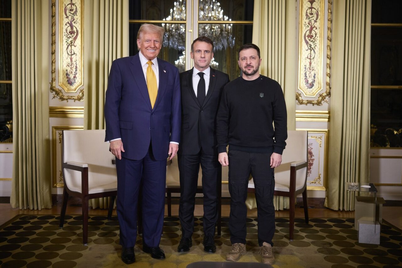 Reuters: Volodimir Zelenski vrea o soluție diplomatică pentru încheierea războiului din UCRAINA. Kievul ar putea accepta prezența de trupe străine