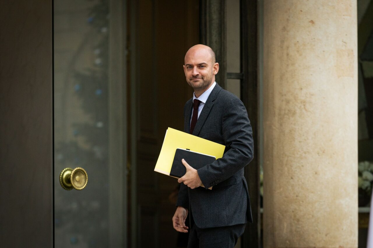 Franța denunță ingerințele RUSIEI în țările europene /„Alegerile din România au ilustrat influențarea opiniilor pe rețele de socializare”