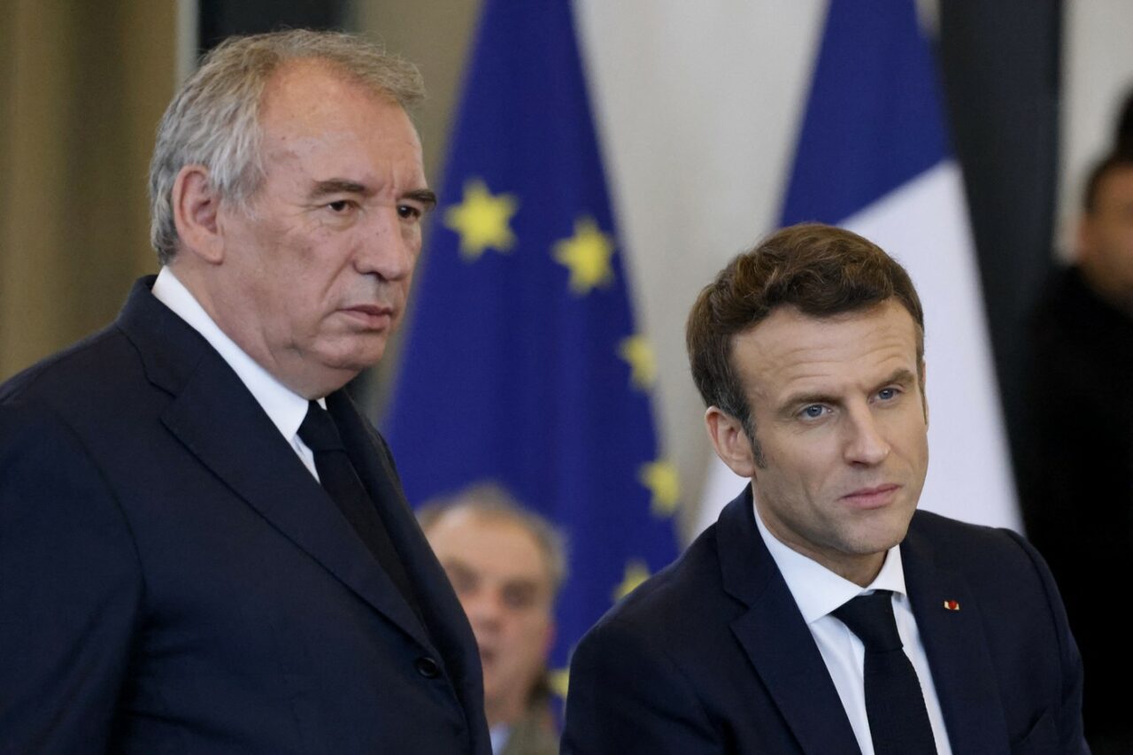 Emmanuel MACRON l-a numit pe François Bayrou în funcția de prim-ministru al Franței