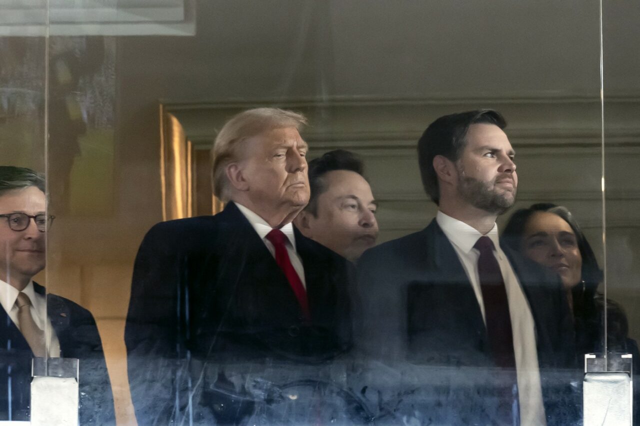 Elon Musk, un apropiat al lui Trump, critică anularea scrutinului prezidențial din România /REACȚIA lui Călin Georgescu