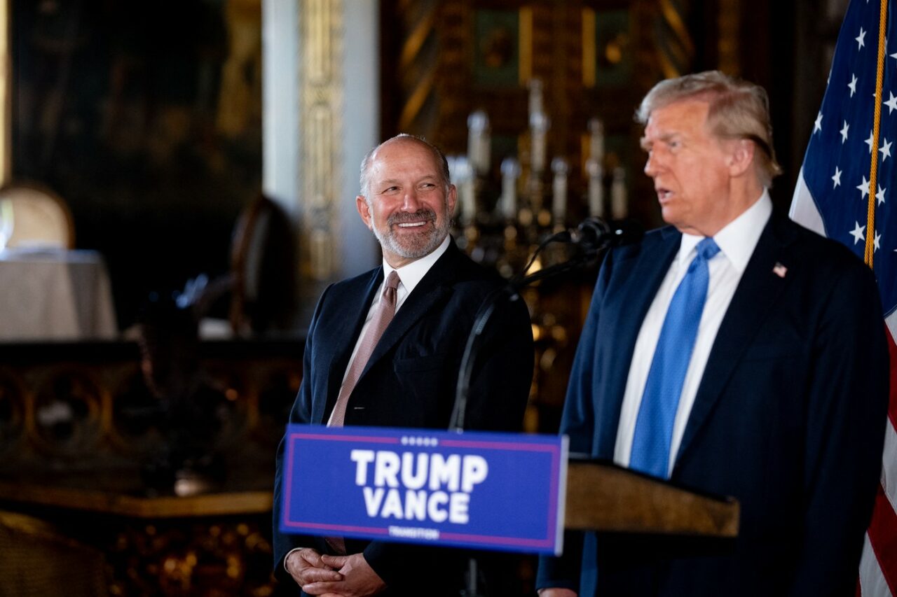 TRUMP respinge proiectul bugetului provizoriu, crescând riscul blocării activităților guvernamentale