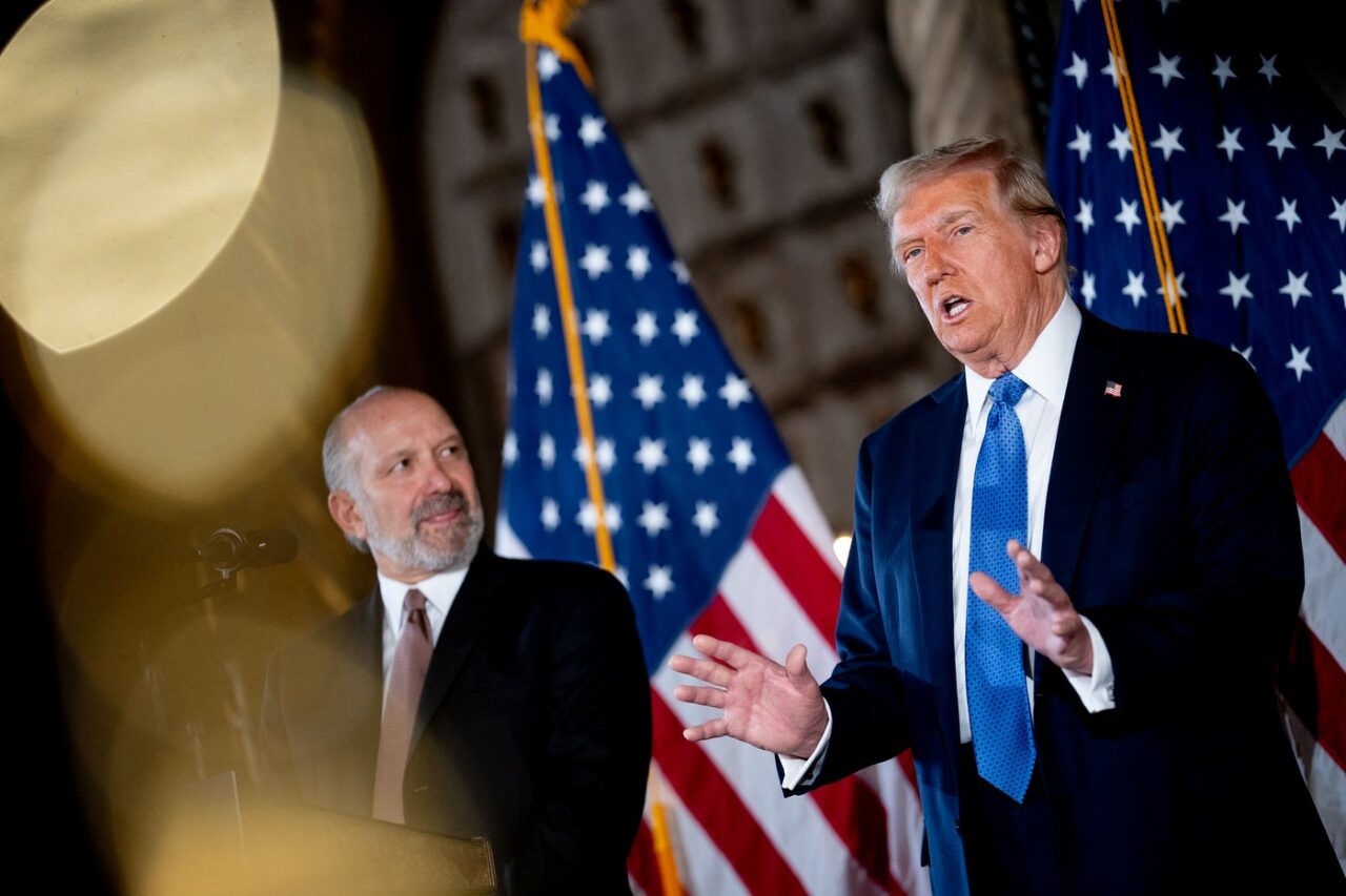 Trump vrea să-i pună la masa negocierilor pe Putin și Zelenski pentru oprirea RĂZBOIULUI din Ucraina: „Trebuie să oprim asta, este un măcel”