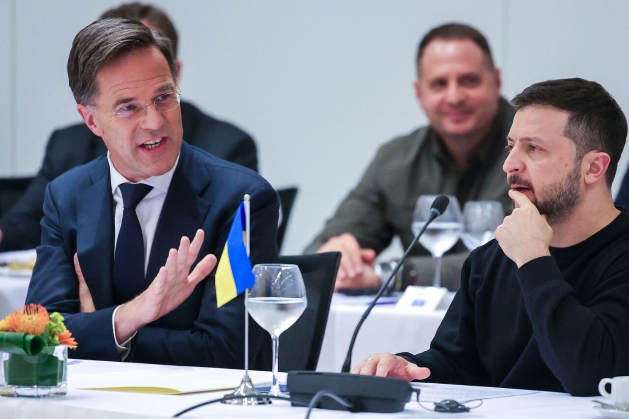 Volodimir Zelenski și liderii europeni, invitați să discute situația din Ucraina la un dineu oferit de Mark Rutte, înaintea unui SUMMIT la Bruxelles
