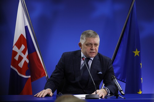 Premierul Slovaciei avertizează că, în lipsa tranzitului gazelor prin Ucraina, țara sa se va confrunta cu o CRIZĂ. „Din cauza lui Zelenski”