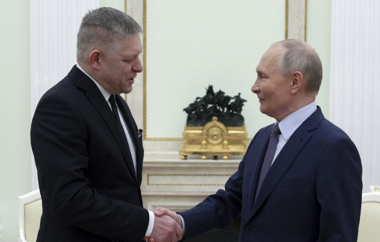 Premierul Slovaciei, vizită CONTROVERSATĂ la Moscova. Robert Fico s-a întâlnit cu Vladimir Putin