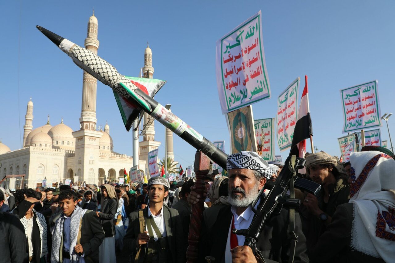 Israel în RĂZBOI, ziua 448. O rachetă lansată din Yemen de către rebelii Houthi către Israel a fost interceptată în afara spațiului aerian