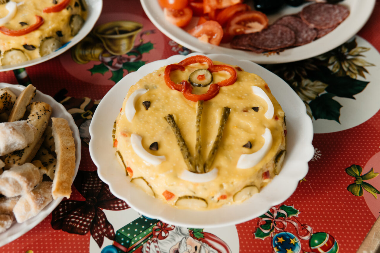 Salată de boeuf, fără carne, după o rețetă autentică a măicuțelor de la Mănăstirea Prislop