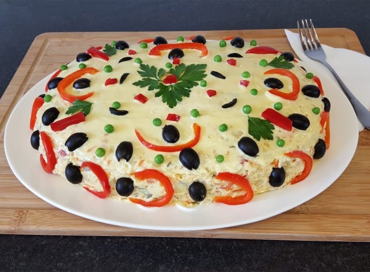 Salată de boeuf cu carne de vită și maioneză pentru sărbători | sursa foto: Gandul