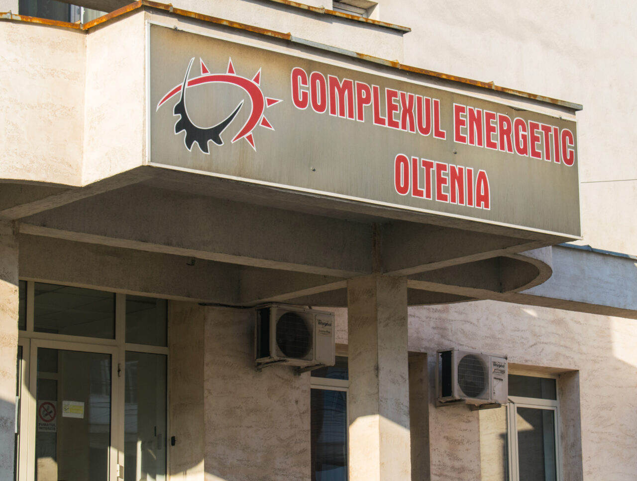 România va solicita CE amânarea cu până la 3 ani a închiderii termocentralelor pe LIGNIT şi a carierelor miniere ale Complexului Energetic Oltenia