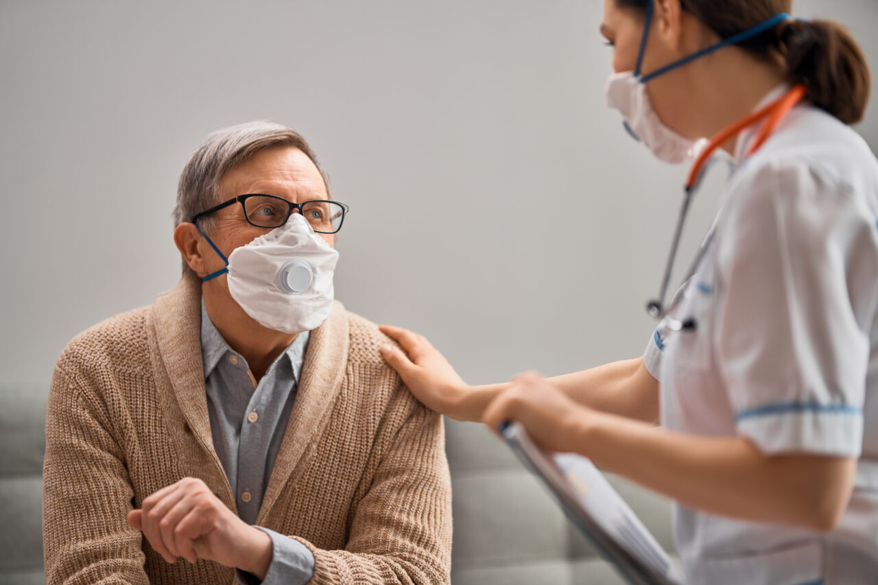 Primul deces cauzat de gripă în acest sezon a fost înregistrat în județul Olt: un bărbat de 77 de ani care nu era vaccinat antigripal