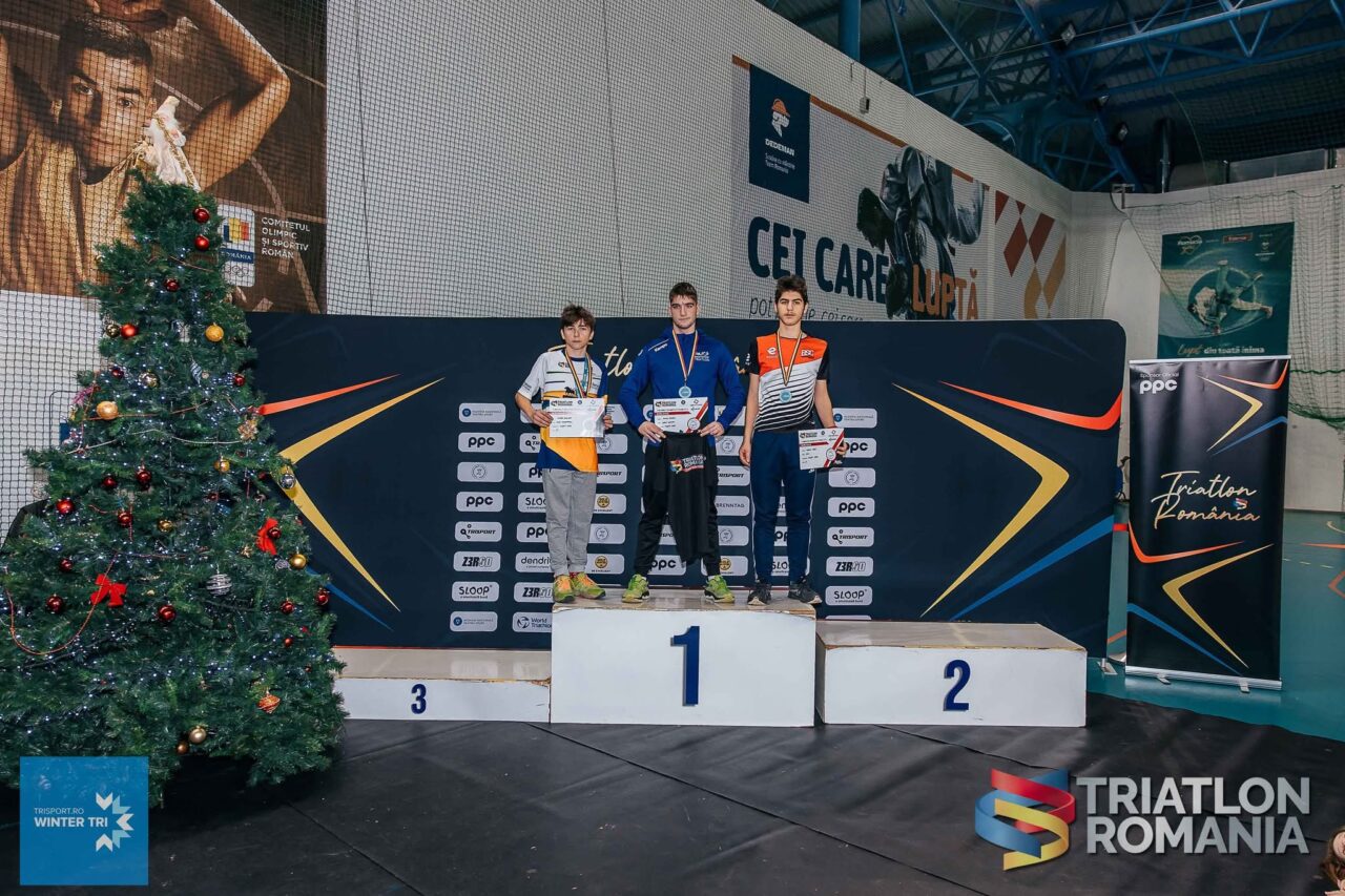 Un sportiv de doar 14 ani a mers 12 ore cu trenul ca să ajungă la concurs