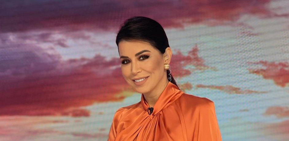 Prin ce PERIPEȚII a trecut Simona Pătruleasa la pupitrul știrilor. ”Mi-a căzut o bucată din tavan”