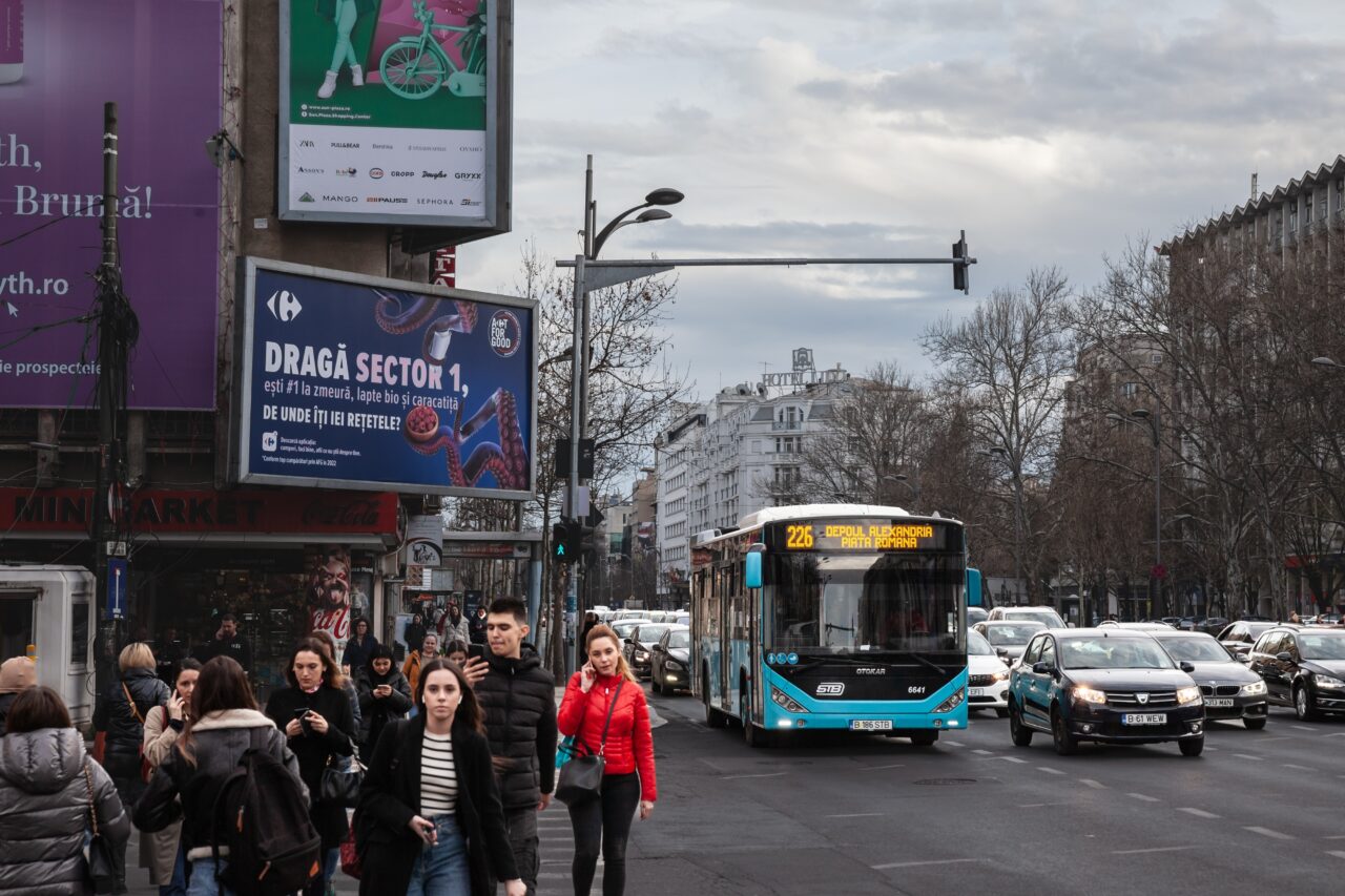 Programul STB pentru sărbătorile de iarnă: Iată când poți circula cu autobuzul sau cu tramvaiul, între 25 decembrie 2024 și 7 ianuarie 2025