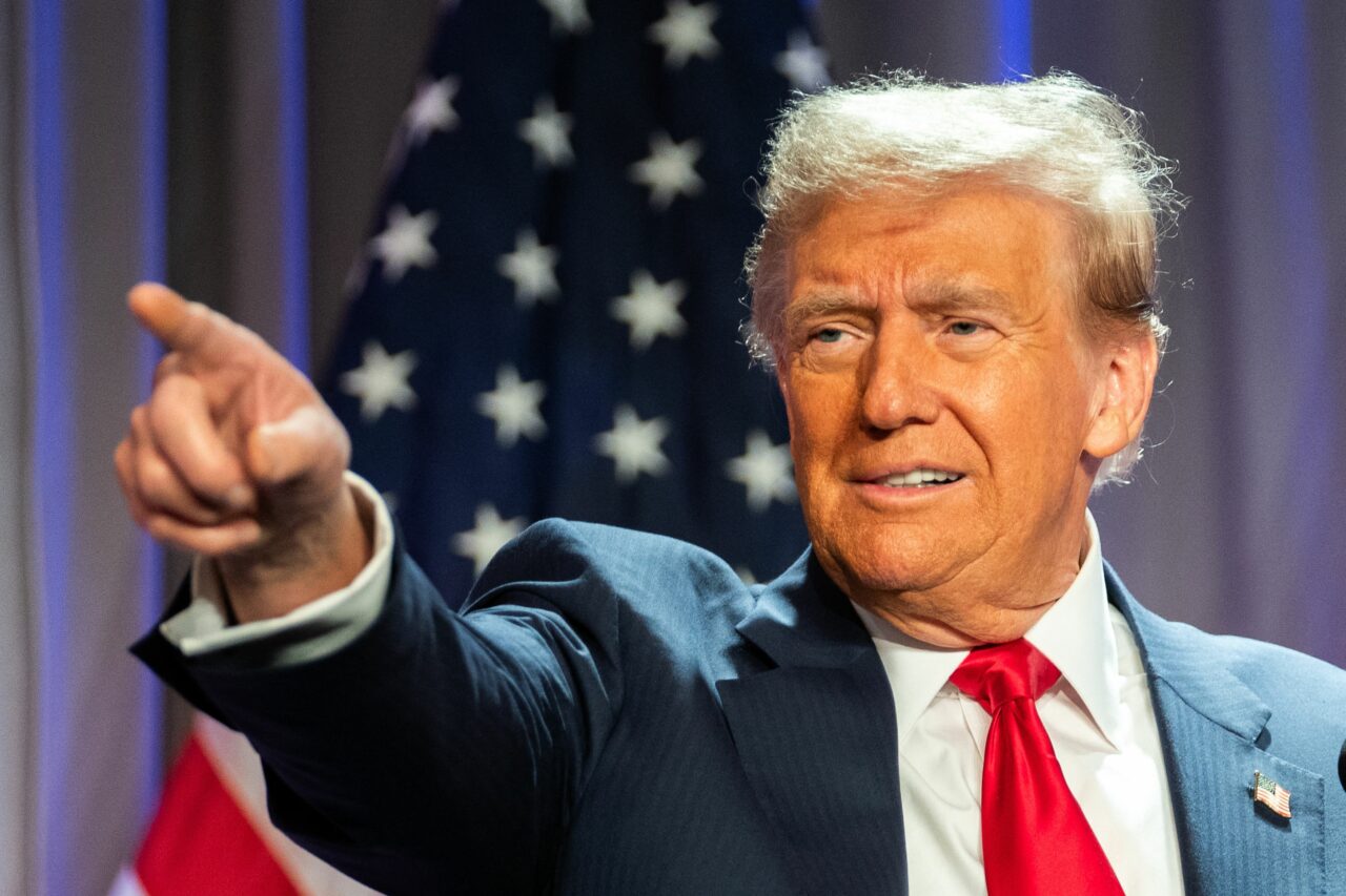 Trump susține că va folosi armata pentru a DEPORTA imigranții. Măsura este constituțională