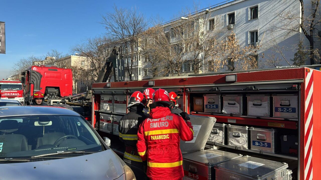 O persoană a MURIT, după ce o placă de beton s-a PRĂBUȘIT pe un șantier din zona Floreasca, din Capitală. Anunțul ISU