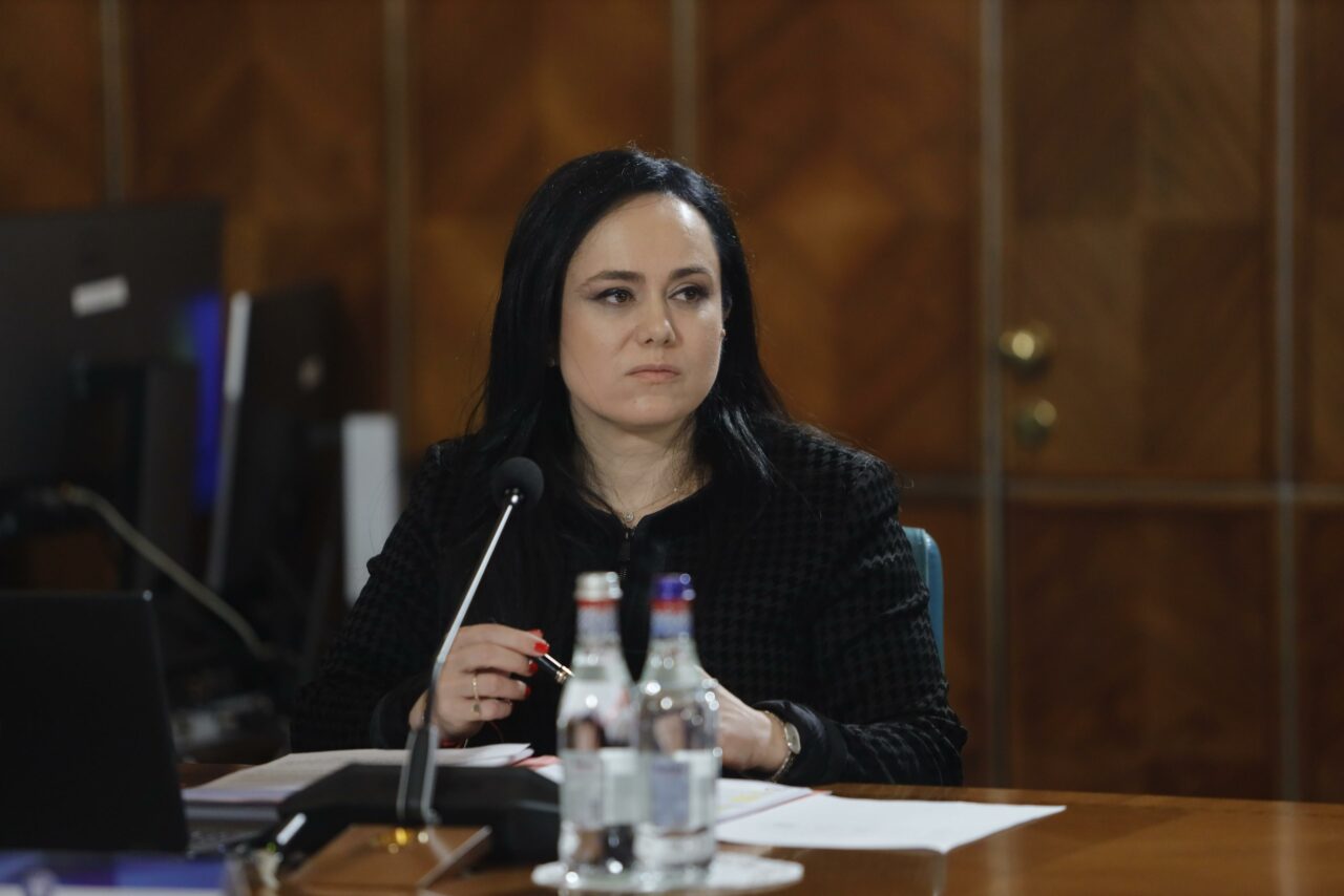 Expertiza medicală a capacității de MUNCĂ va fi coordonată unitar la nivel național/ Bucura-Oprescu: Asigurăm creșterea calității actului profesional