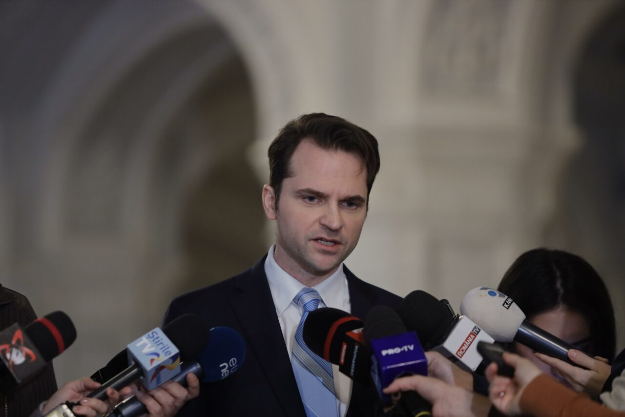 Prioritățile pentru 2025 ale ministrului Sebastian Burduja: Investiții în ENERGIE pentru „facturi mai mici” și un viitor mai bun
