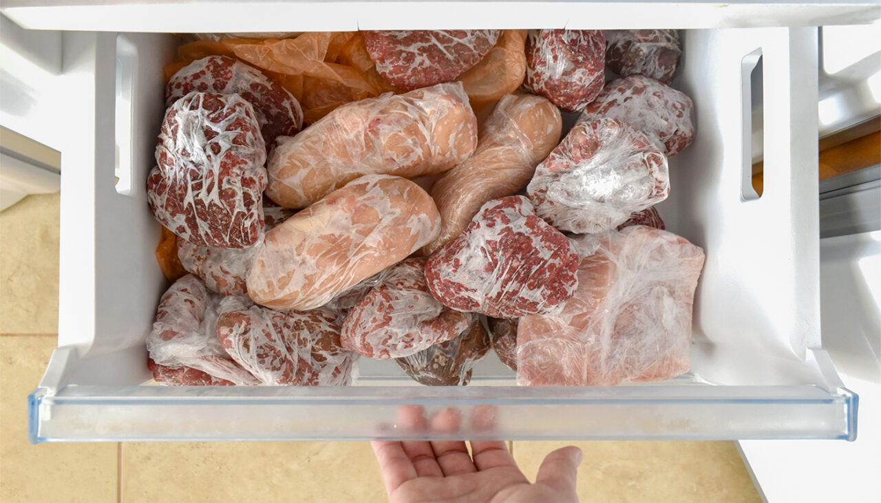 În câte zile maximum trebuie gătită carnea de pui, vită sau porc, după ce a fost DECONGELATĂ