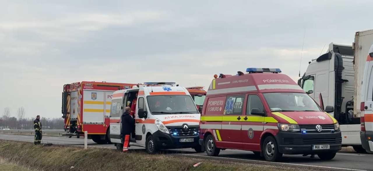 Accident mortal pe DN 1, în Sibiu, între un TIR și un autocar. O persoană și-a pierdut viața, iar alte 7 au fost rănite