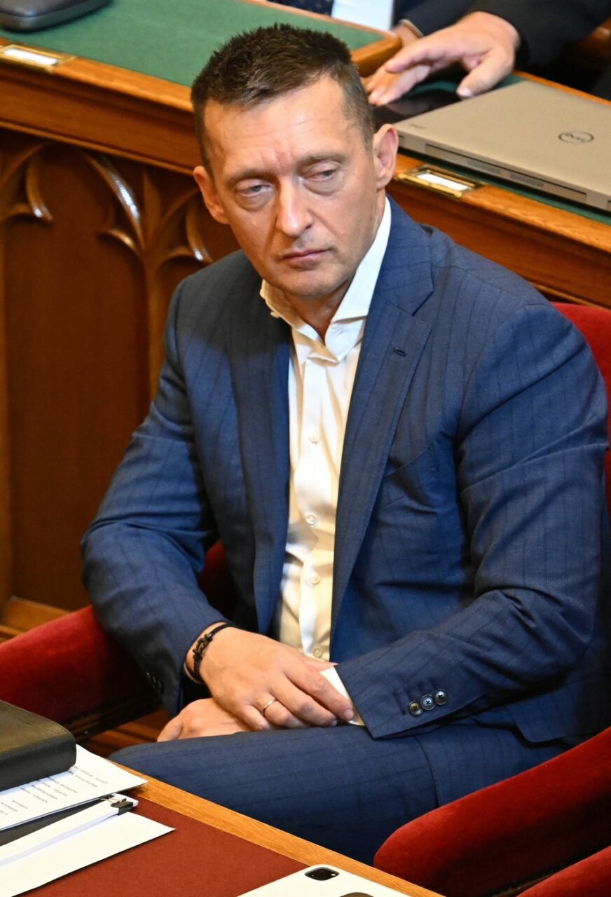 Statele Unite impun sancțiuni unui apropiat din anturajul premierului ungar Viktor Orban. Oficialul este învinuit de CORUPȚIE la nivel înalt