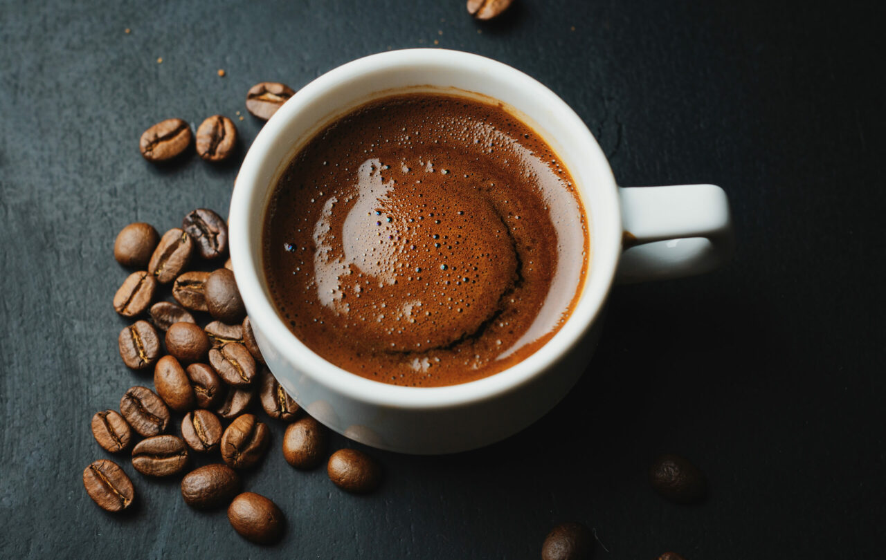 Studiu: În ce moment al zilei nu s-ar recomanda consumul de cafea?