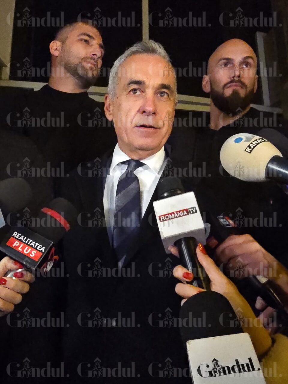Ministerul de Interne respinge acuzațiile lui Georgescu de HĂRȚUIRE la COMANDĂ: „Nu există ingerințe politice în acțiunile poliției”