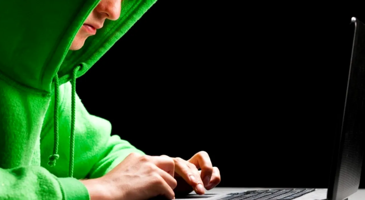 Raport | Forumul Economic Mondial: „Securitatea CIBERNETICĂ, prioritate absolută”