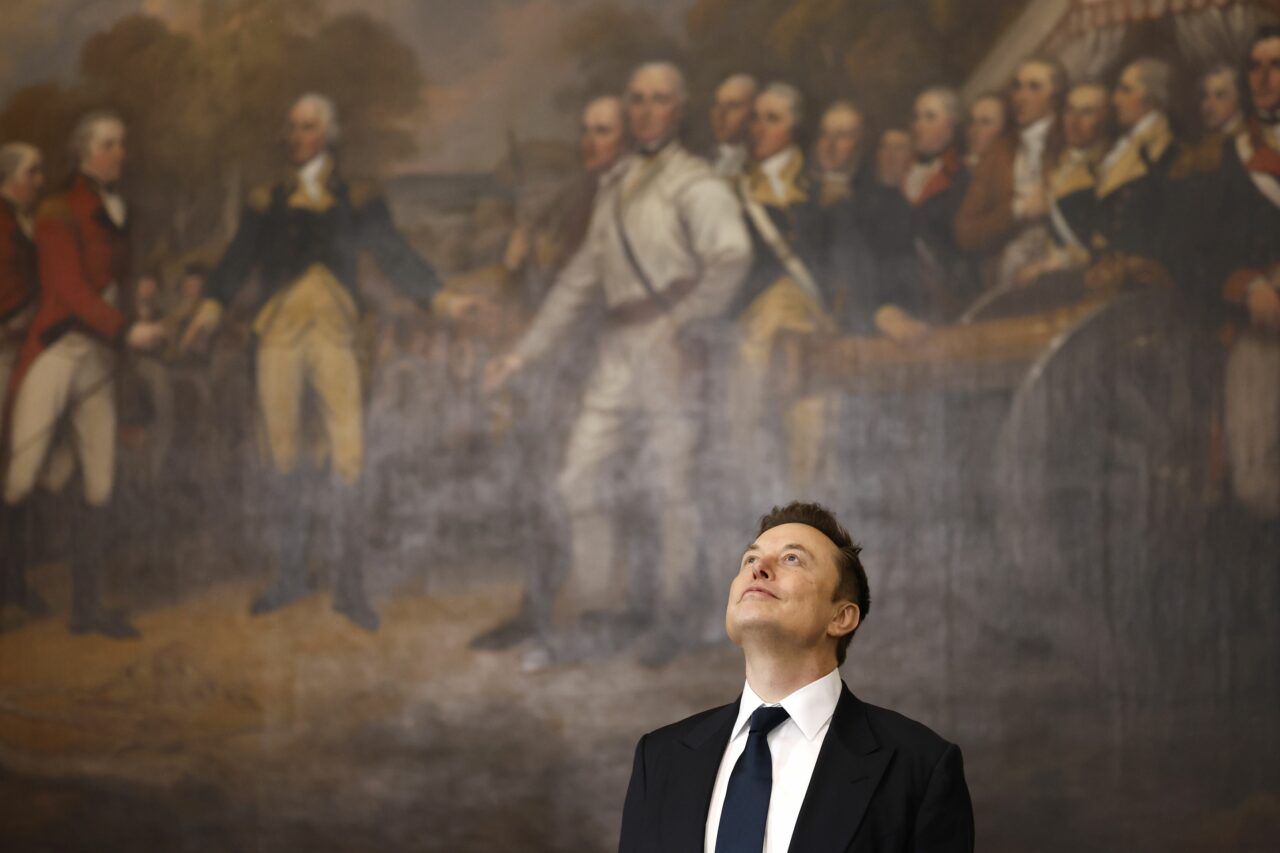 Departamentul pentru eficiență promis de Trump lui Elon Musk este în PERICOL. Mai multe organizații contestă în instanță crearea instituției