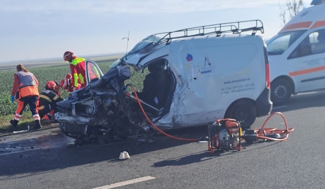 Accident CUMPLIT PE Drumul Morţii E85, în Buzău. Angajatul unei firme de gaze a decedat după o coliziune între trei maşini