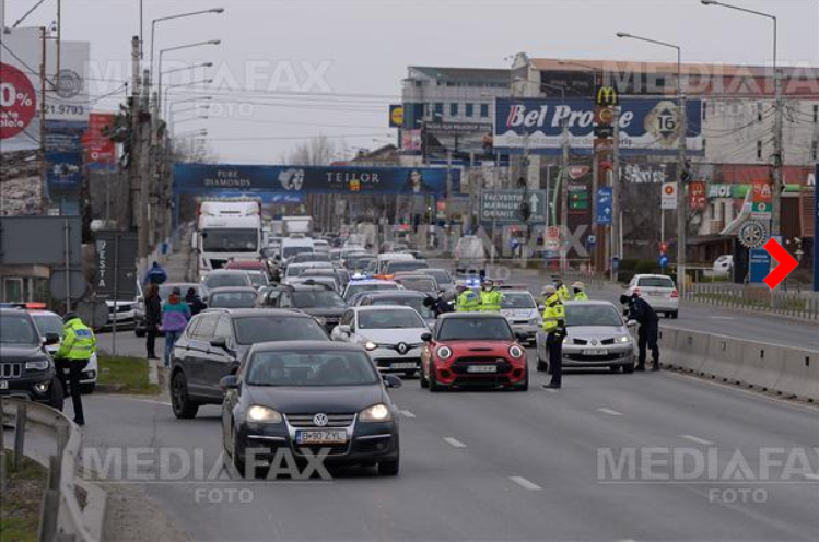 Uniunea Europeană nu mai impune reglementări privind VÂRSTA de conducere pentru șoferii seniori
